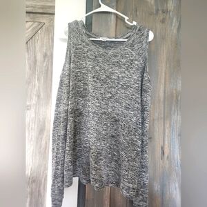 Gray Cold Shoulder Knit Top